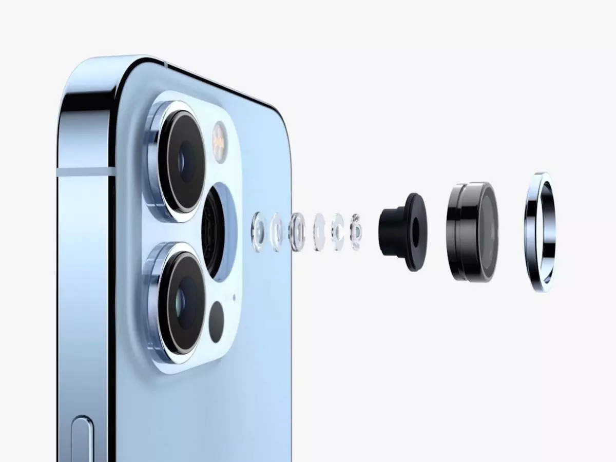 iPhone 15 Pro Periscope camera