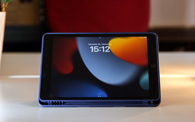 Apple iPad (9th Generation) Apple iPad (9th Generation)